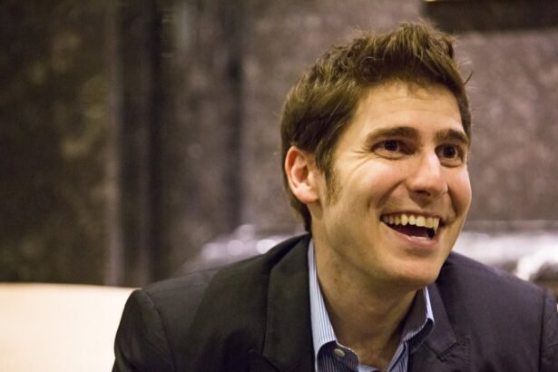 эдуардо саверин