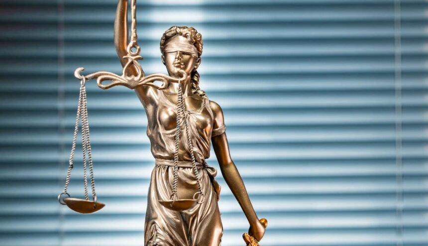 судова влада