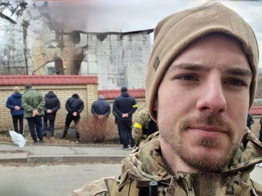 роман ратушний