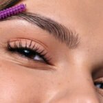 Фиксатор для бровей