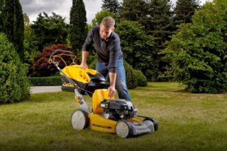 газонокосилка